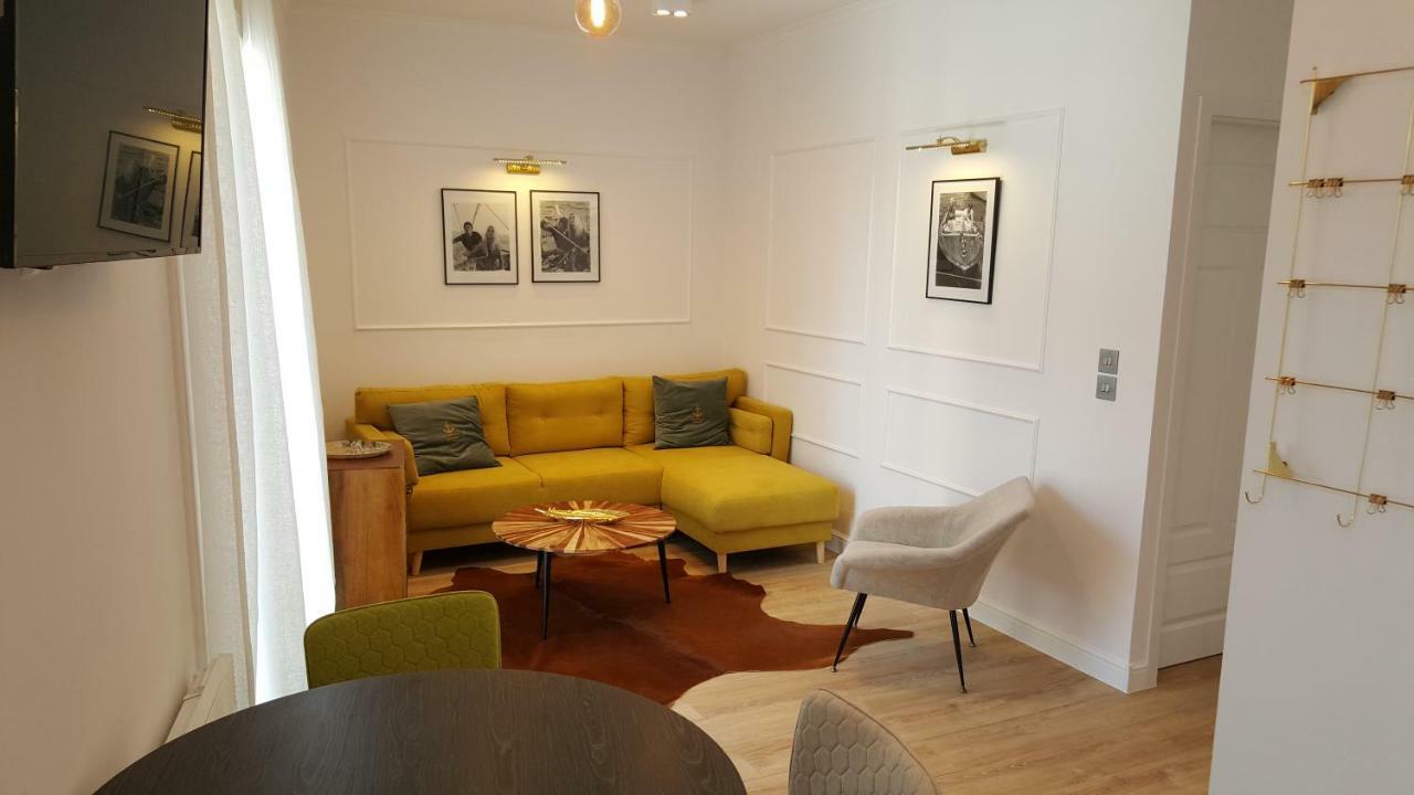 123 Sadi Carnot, Classe 2 Etoiles Saint-Raphaël Eksteriør bilde