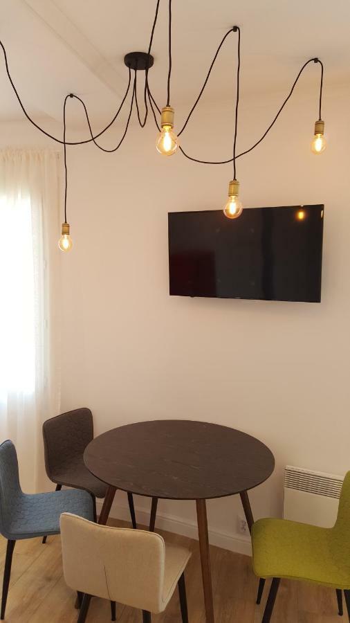 123 Sadi Carnot, Classe 2 Etoiles Saint-Raphaël Eksteriør bilde