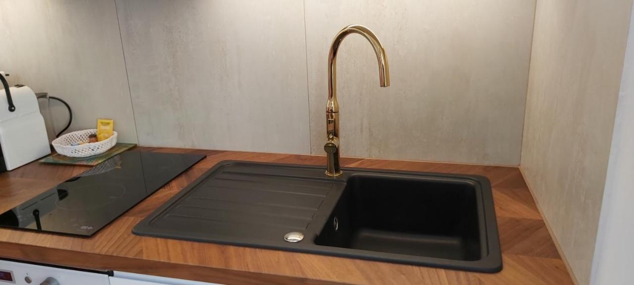 123 Sadi Carnot, Classe 2 Etoiles Saint-Raphaël Eksteriør bilde